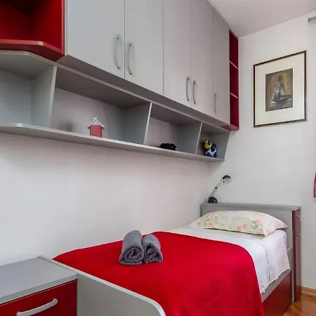 Ursus Appartement Split