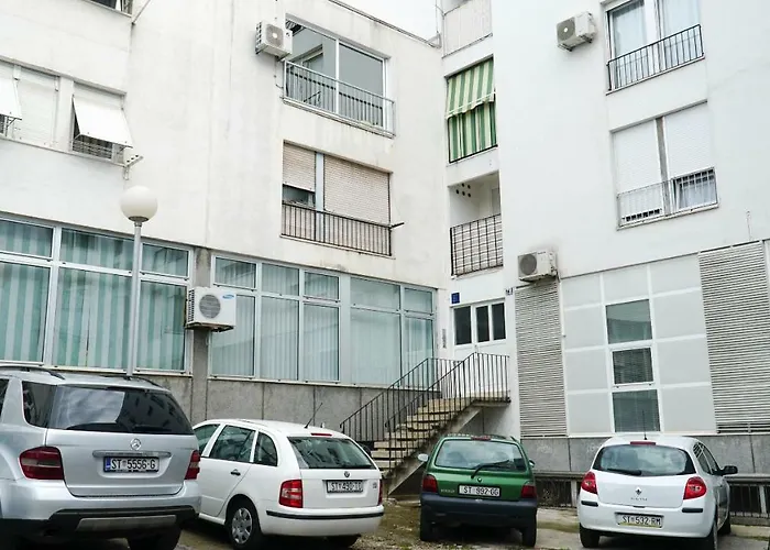 Ursus Apartament Split